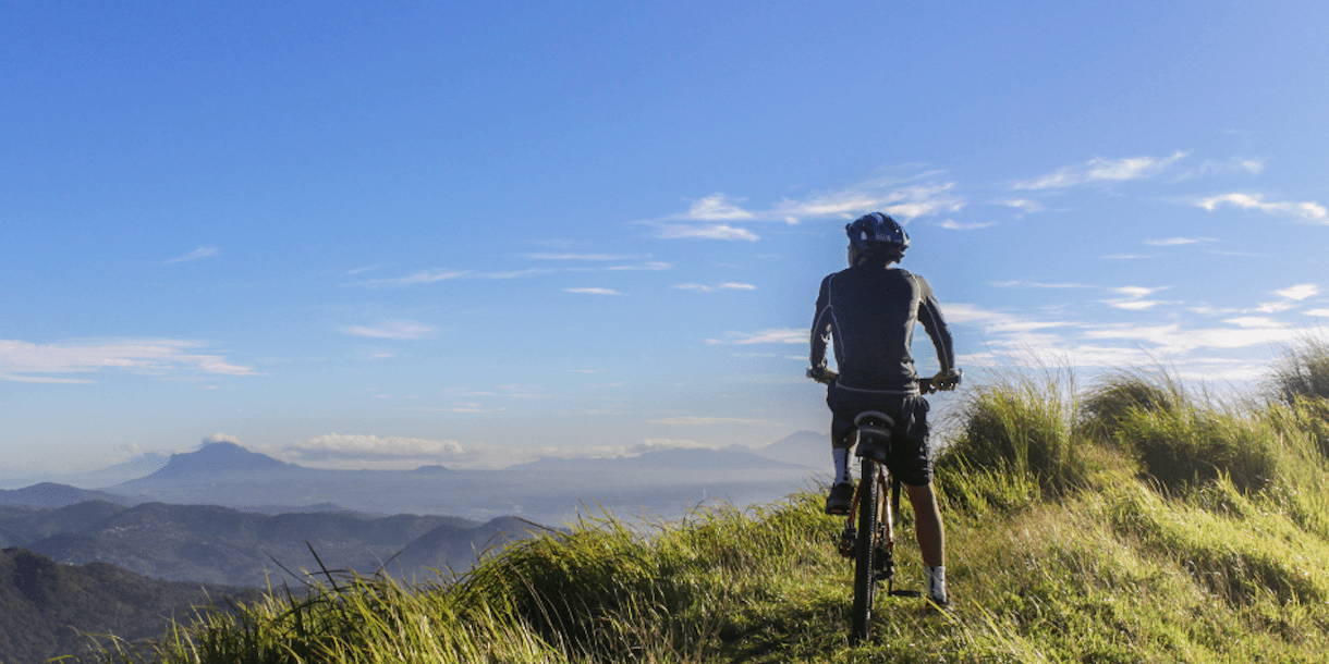 Essential Gear for Mountain Bikers: Why a Perfect Fit Matters for Riders with Low Nose Bridge - JOURNEY OPTICS